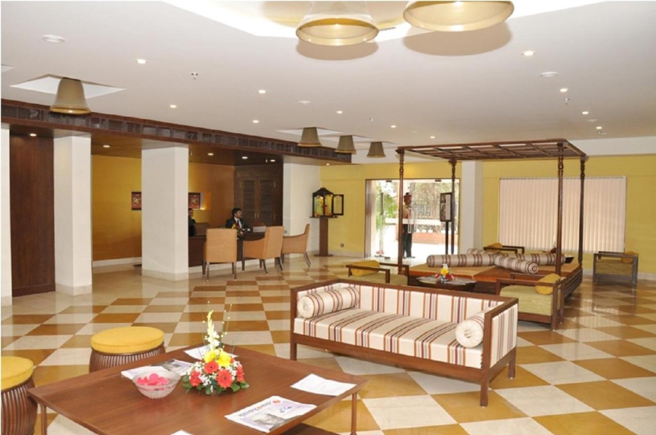 Hotel Abigail Goradia'S Sirdi Kültér fotó