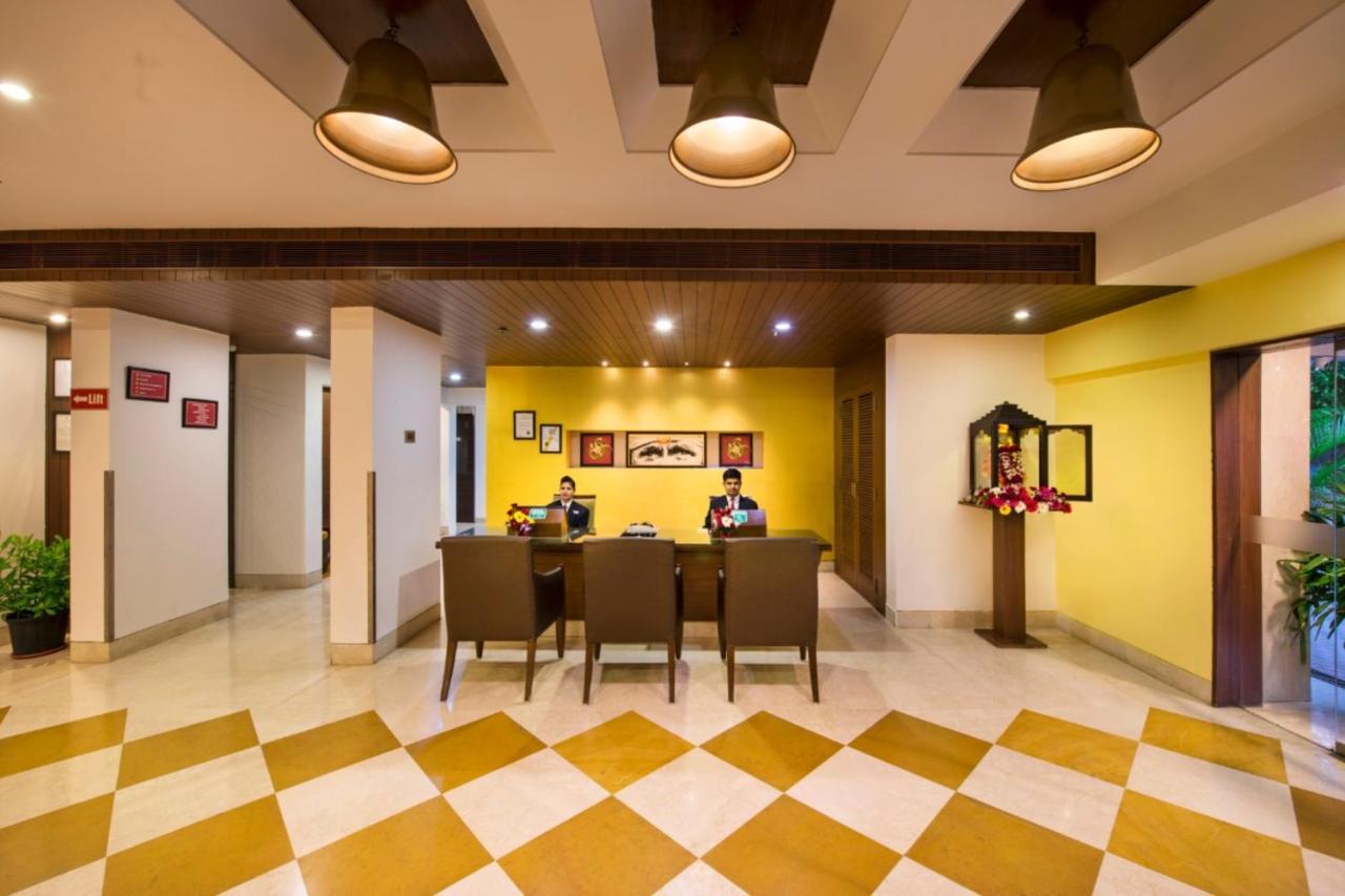 Hotel Abigail Goradia'S Sirdi Kültér fotó