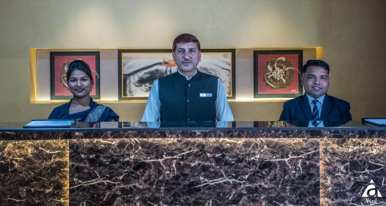 Hotel Abigail Goradia'S Sirdi Kültér fotó