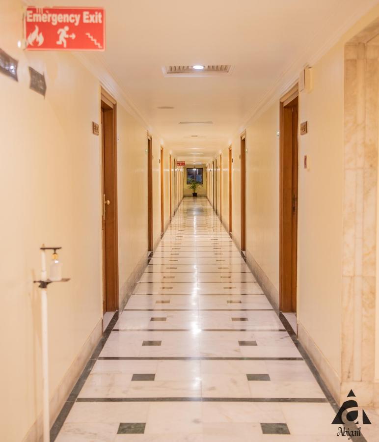 Hotel Abigail Goradia'S Sirdi Kültér fotó