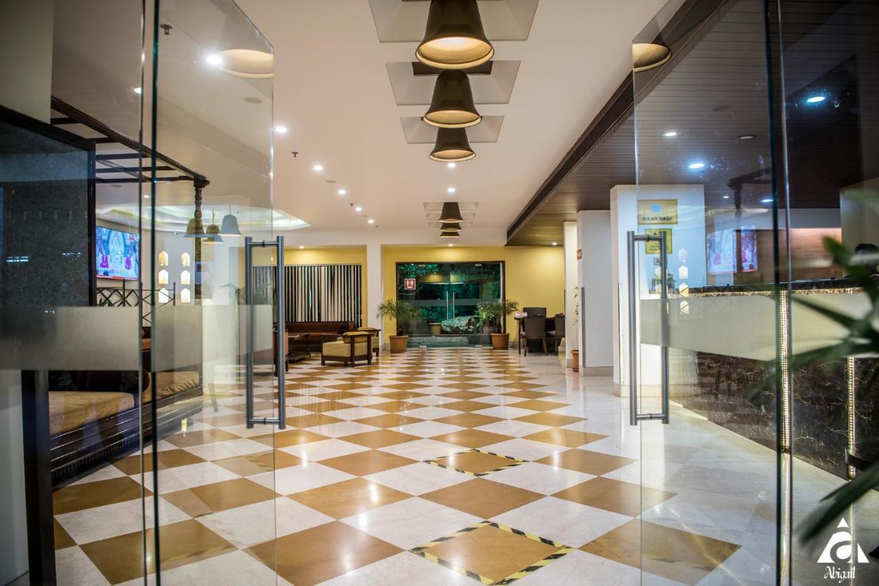 Hotel Abigail Goradia'S Sirdi Kültér fotó